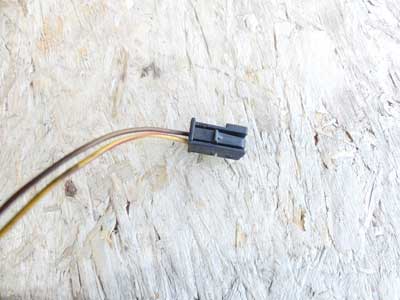 Mercedes Black 2 Pin 2 Wire Connector 05354566283